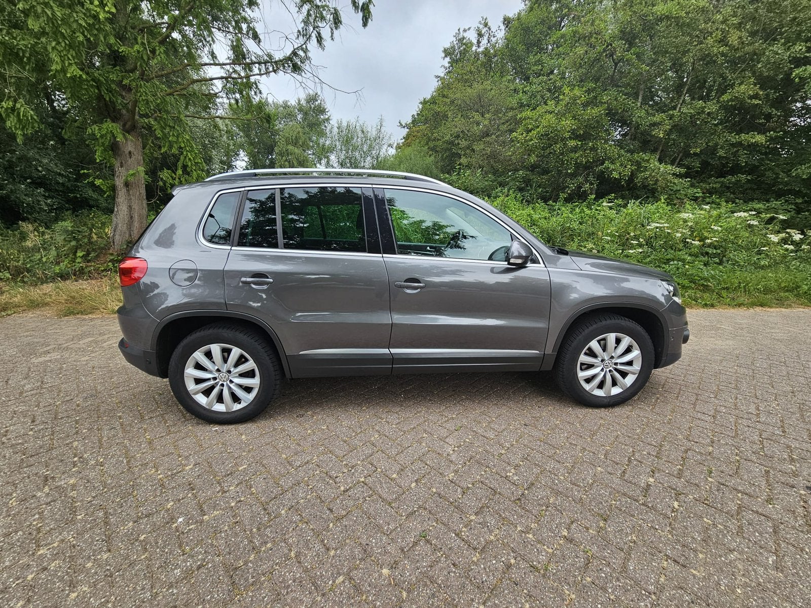 Volkswagen Tiguan 2.0 TSI AUTOMAAT, Auto's, Automaat, 4 cilinders, 1984 cc, 179 pk
