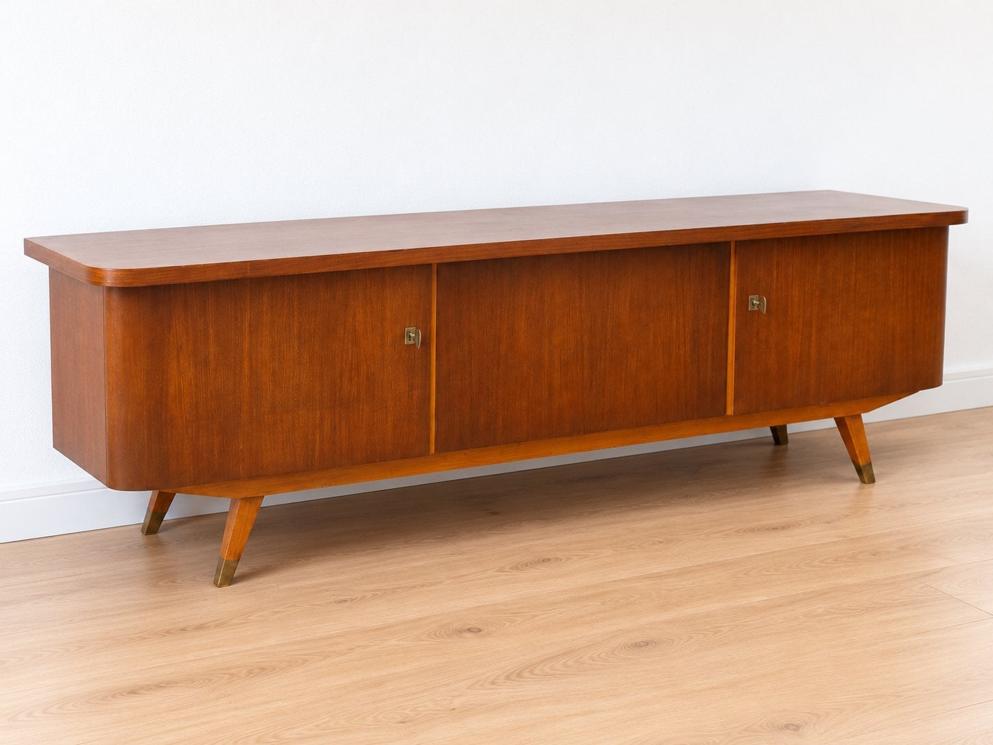 Vintage Mid-Century tv-meubel / laag dressoir, 100 tot 150 cm, Ophalen of Verzenden, Zo goed als nieuw, /