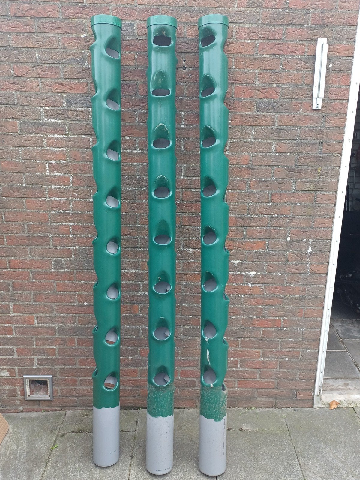 verticale tuinpalen, melkbussen en hondjes te koop, Ophalen, Minder dan 10 meter