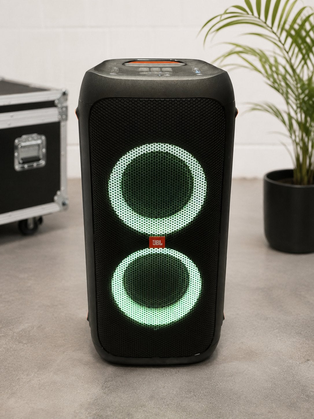 JBL PartyBox 310 huren Den Haag | Speaker | Bezorgenmogelijk, Ophalen, Zo goed als nieuw, Luidspreker(s)