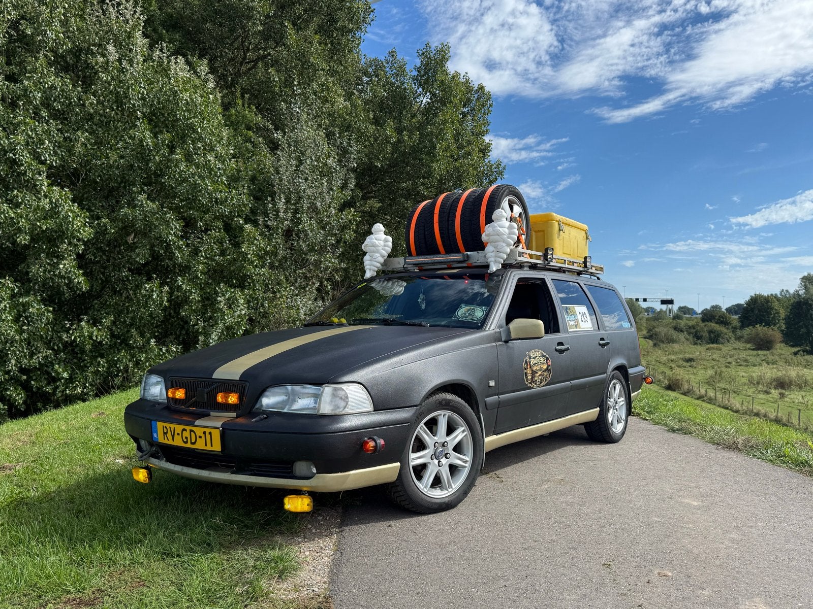 Volvo V70 2.5 T AWD 1997, Auto's, Automaat, Zwart, Stationwagon, 2435 cc