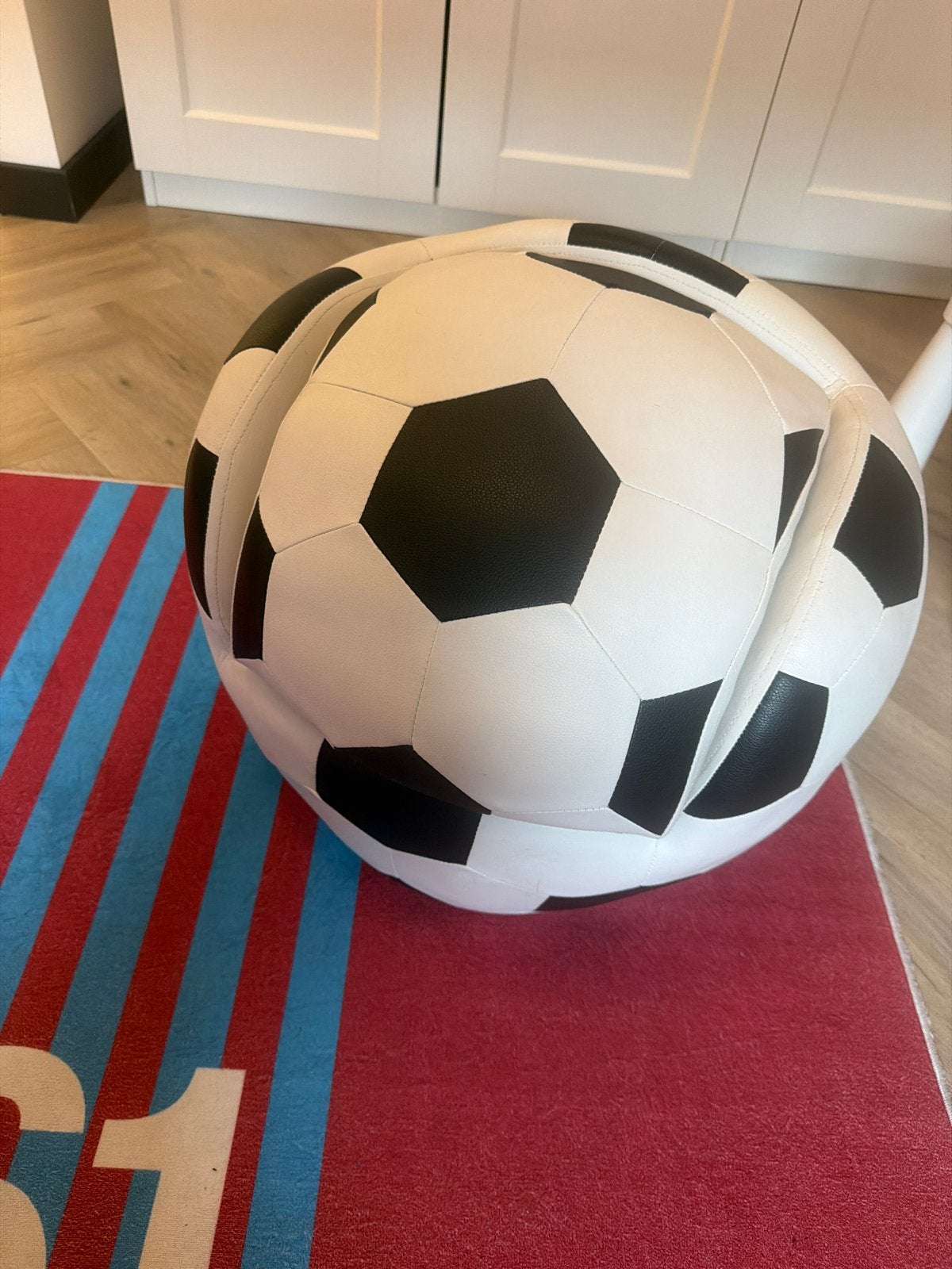 Voetbalstoel en poef voor kinderen, Ophalen, Gebruikt, Wit, Leer