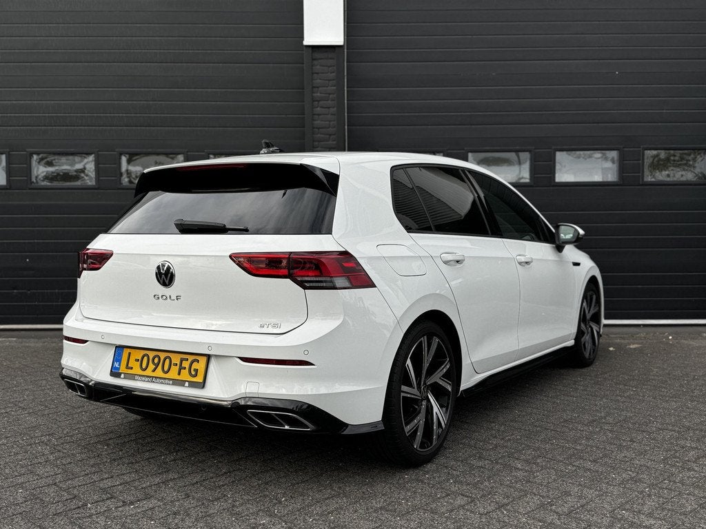 Volkswagen Golf 1.5 eTSI 150PK R-Line 3x R-Line | ACC | Clim, Auto's, Volkswagen, 4 cilinders, 150 pk, Alcantara, Wit