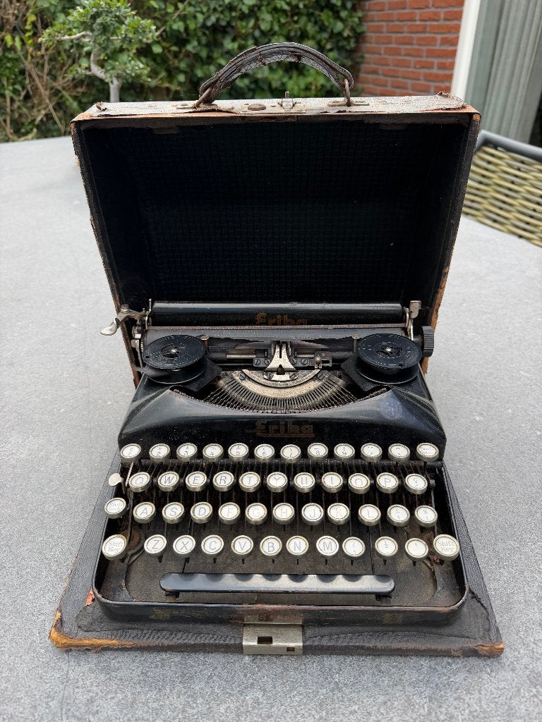 Erika vintage typemachine met originele koffer, Diversen, Ophalen, Gebruikt