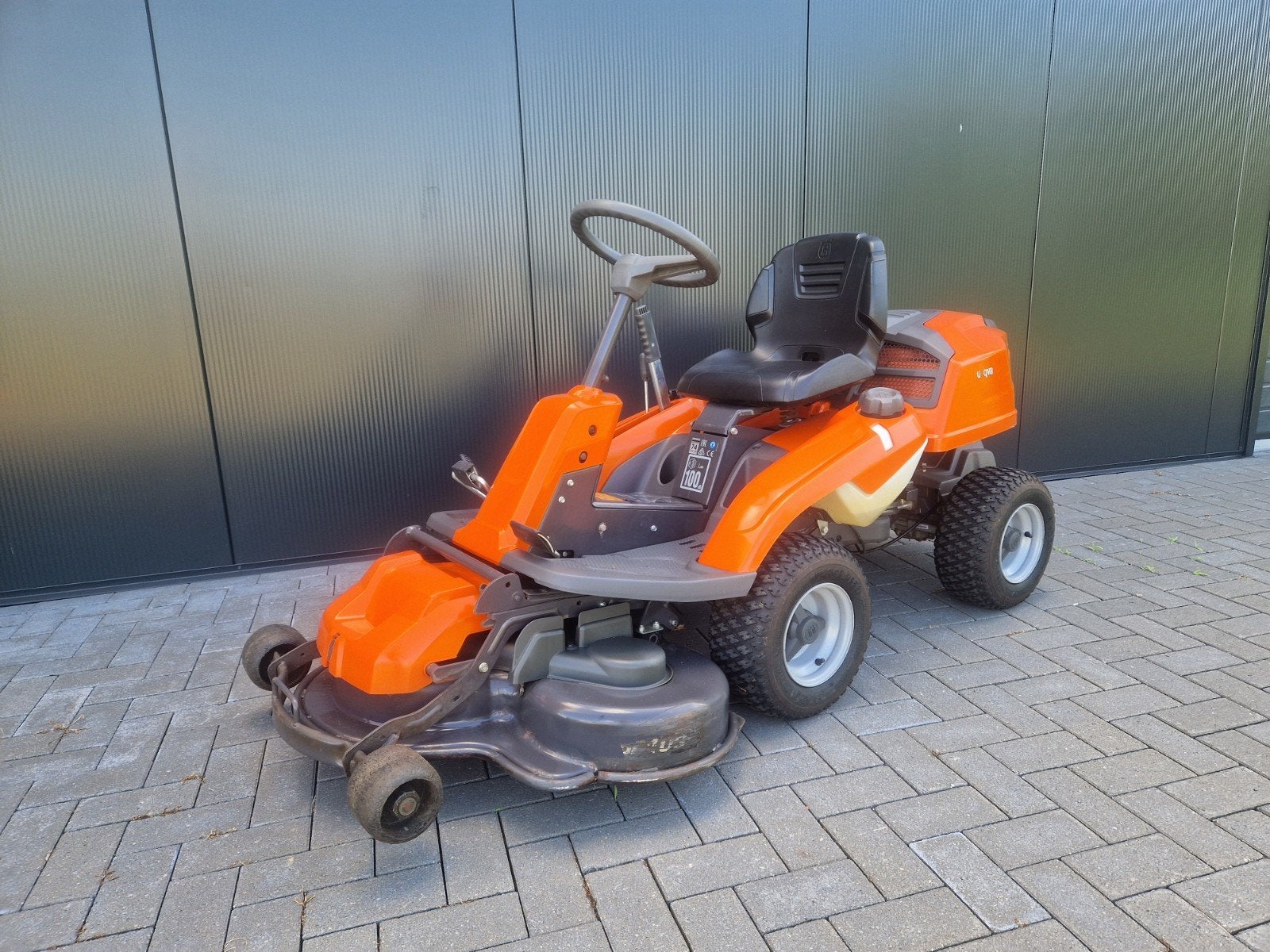 Husqvarna r216 met 103cm maaidek, Ophalen, Gebruikt