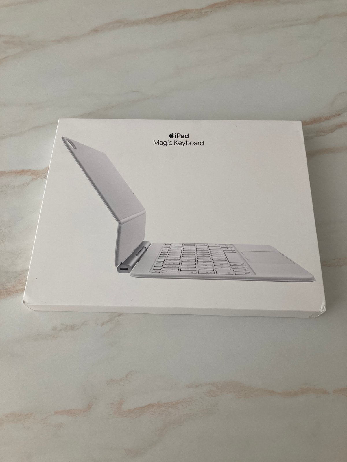 Magic Keyboard voor iPad Air Geseald met Apple garantie Ruil, 11 inch, Nieuw, Bescherming voor- en achterkant, Ophalen