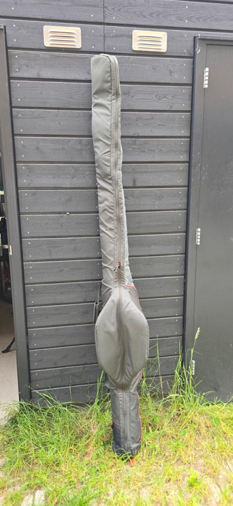 Foudraal, Ophalen of Verzenden, Zo goed als nieuw