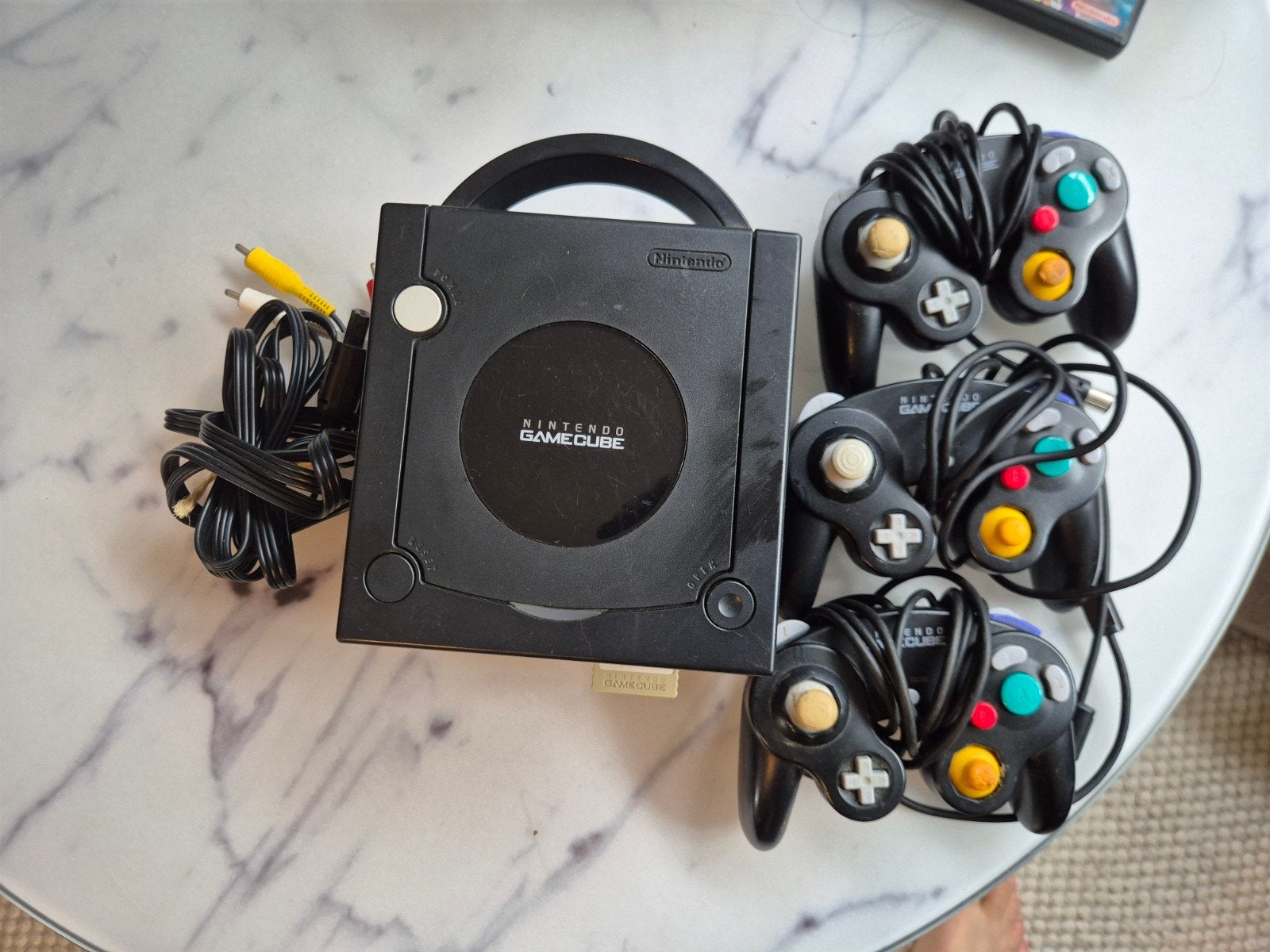 Nintendo GameCube met 3 controllers, Ophalen of Verzenden, Gebruikt, Zwart, Met 3 controllers of meer