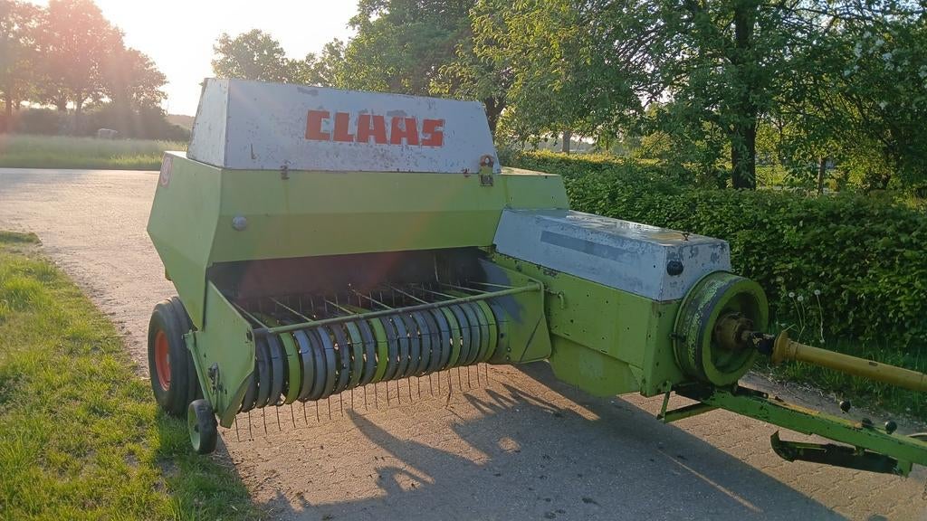 Claas markant 65 kliene balen pers met kenteken, Zakelijke goederen, Agrarisch | Werktuigen, Ophalen of Verzenden