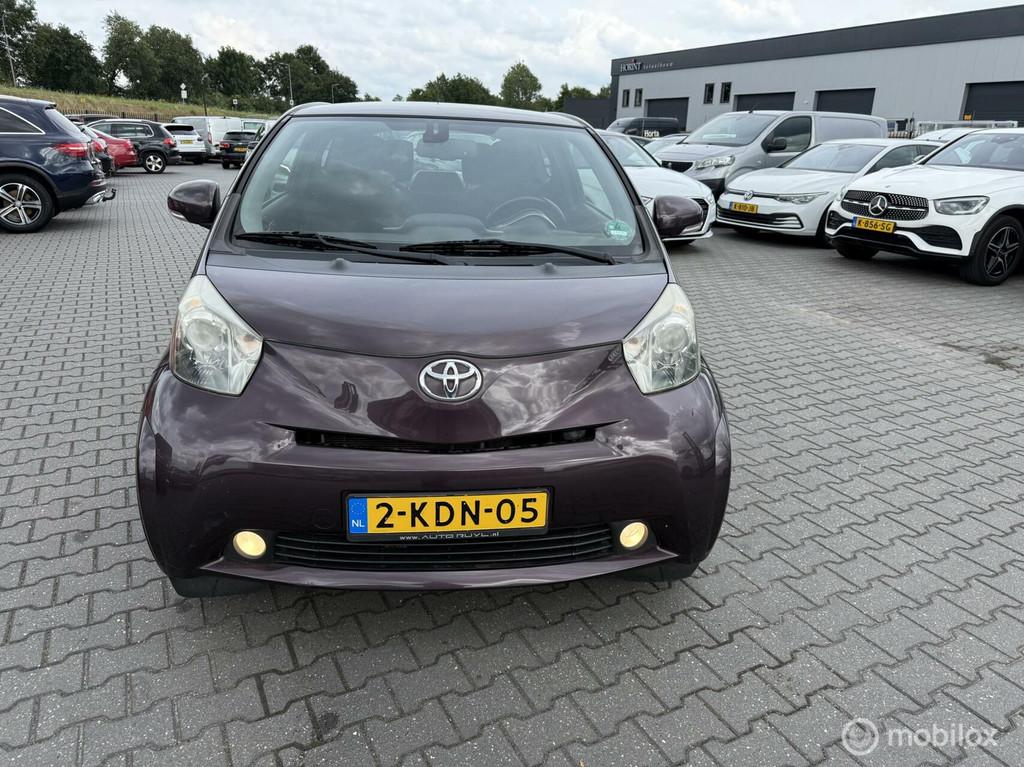 Toyota iQ 1.0 VVTi aspirine, Auto's, Toyota, Gebruikt, Overige kleuren, 4 stoelen, Bedrijf