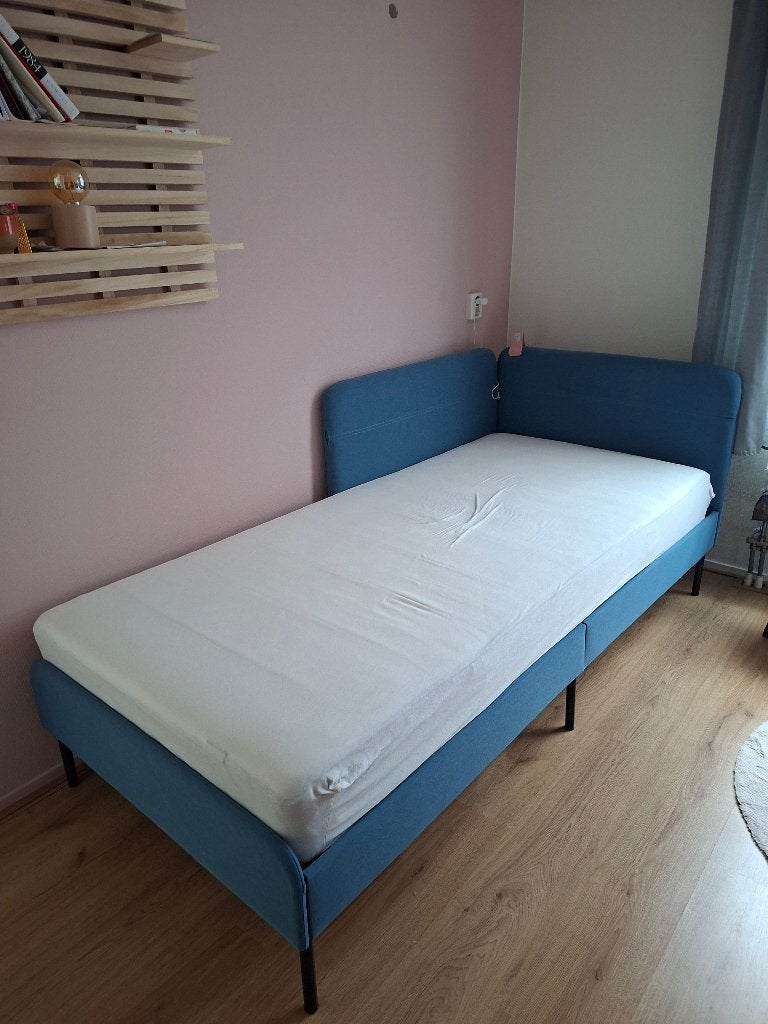 Eenpersoonsmatras Ikea Vesteröy, Huis en Inrichting, Ophalen, Gebruikt, 90 cm, Eenpersoons