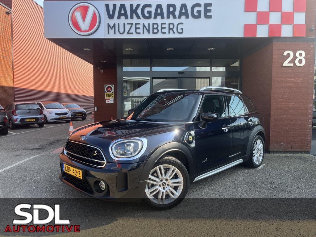 MINI Countryman 1.5 Cooper S E ALL4 Essential // CAMERA // A, Auto's, Automaat, Gebruikt, Countryman, Leder en Stof