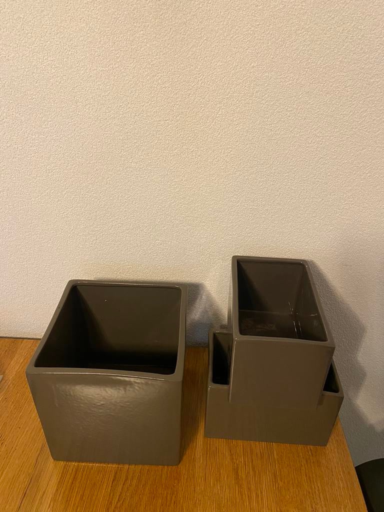 3 stuks bloempotten accu bak, Ophalen, Gebruikt, Rond, Aardewerk