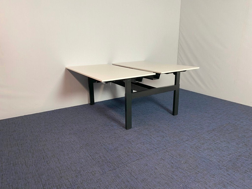 11 x Bench bureau Ahrend Balance, wit/zwart, 140 x 170 cm., Ophalen, Gebruikt, 140 cm, Duo-bureau