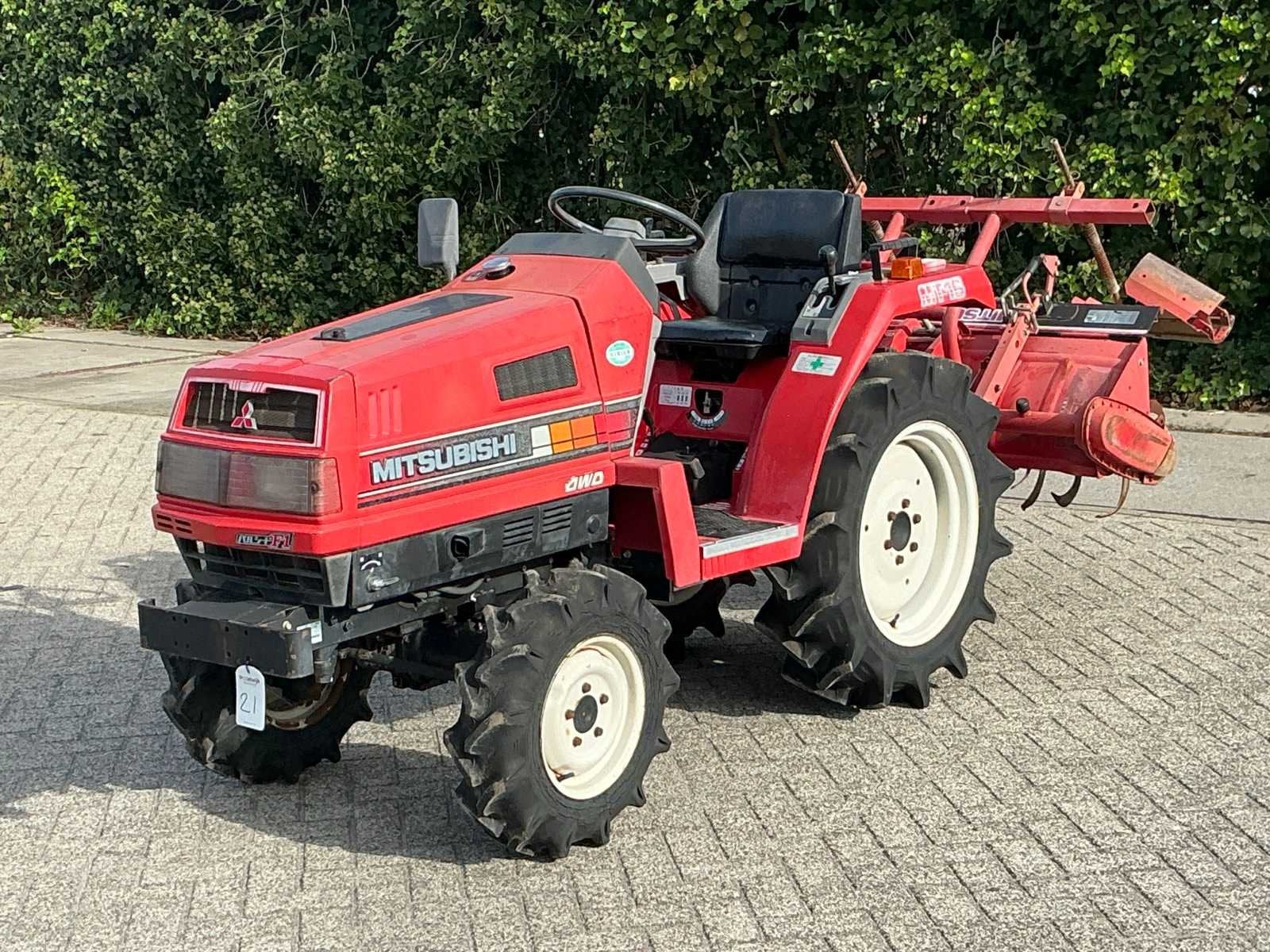 Mitsubishi MT16 ( 4wd ) Minitractor, Overige typen
