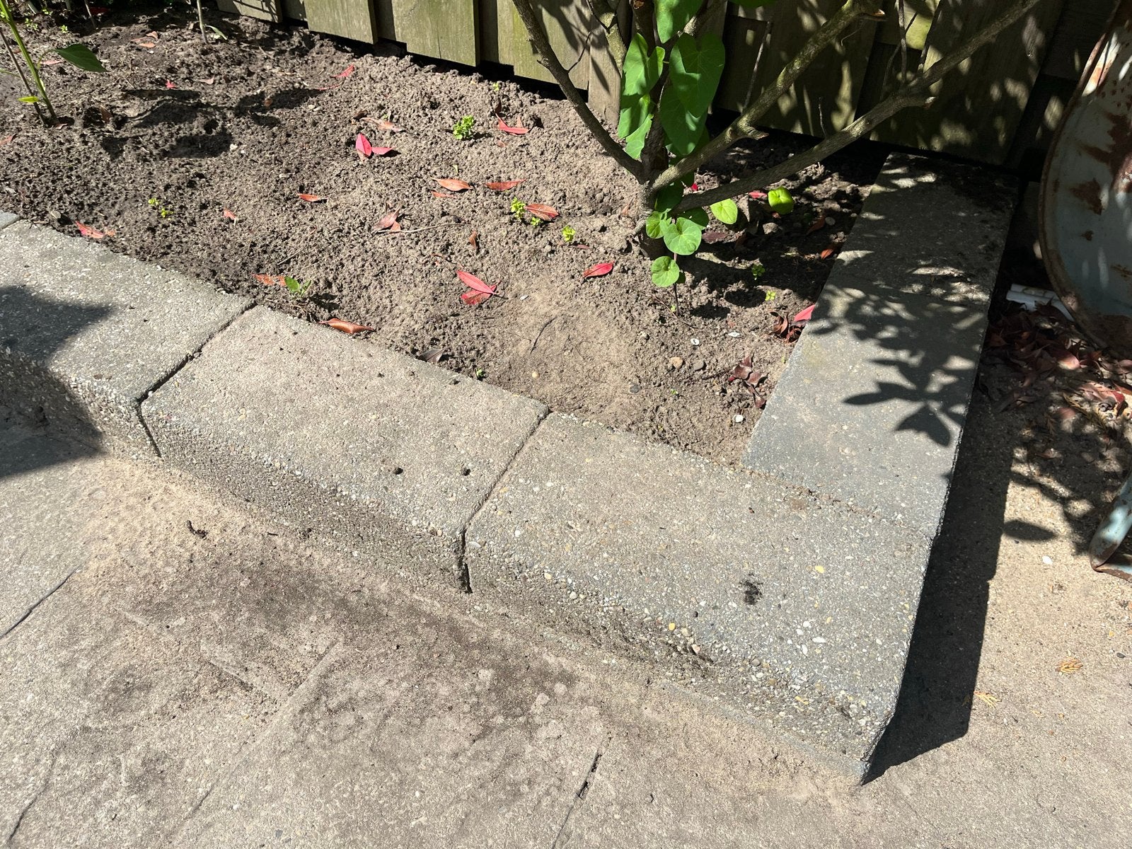 Gratis betonnen borderblokken 40x20x10 cm, Tuin en Terras, Ophalen, Gebruikt, Minder dan 25 cm, Border