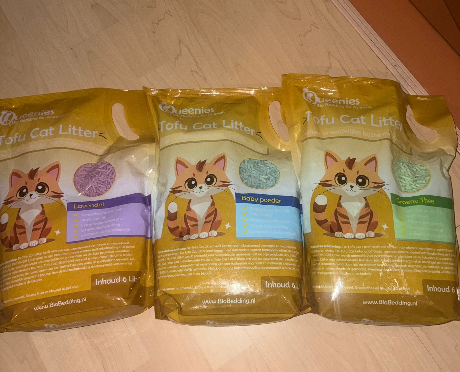 Kattenbakvulling van queenies, Ophalen, Nieuw