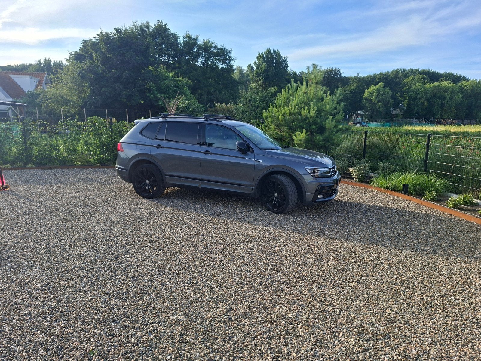 Volkswagen Tiguan 1.5 TSI 150pk 2020 Grijs, 7 persoons!, Auto's, Zwart, 4 cilinders, 150 pk, 7 stoelen