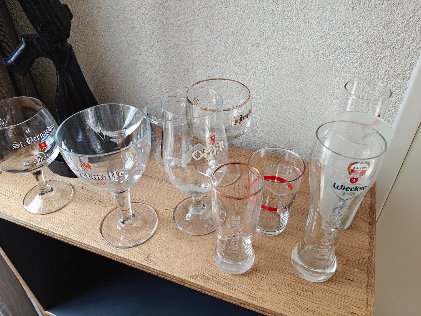 10 verschillende soorten bierglazen: T.E.A.B., Ophalen, Zo goed als nieuw, Glas of Glazen, La Trappe