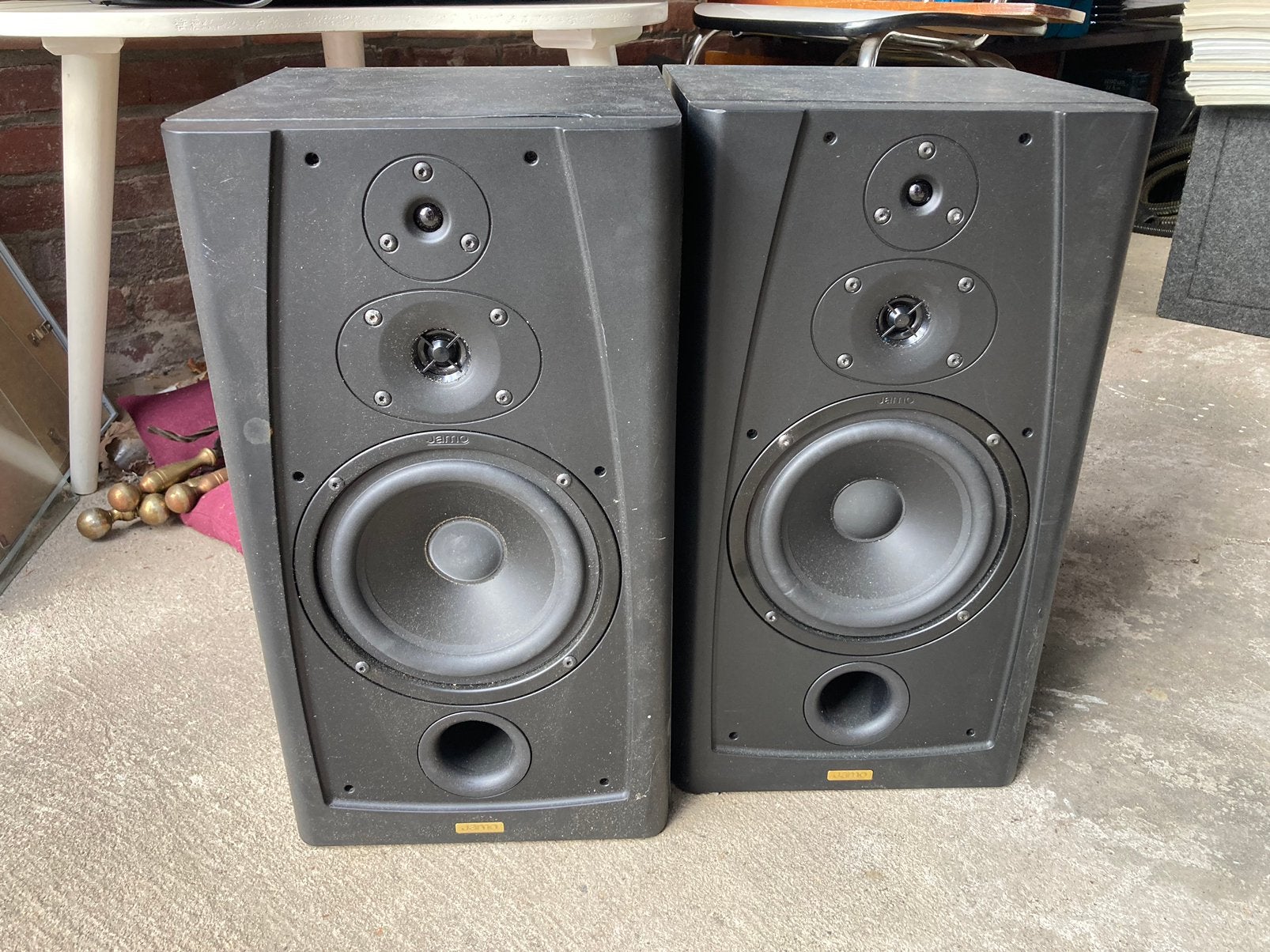 2 jamo luidsprekers, Ophalen, Gebruikt, 60 tot 120 watt, Boekenplank luidspreker
