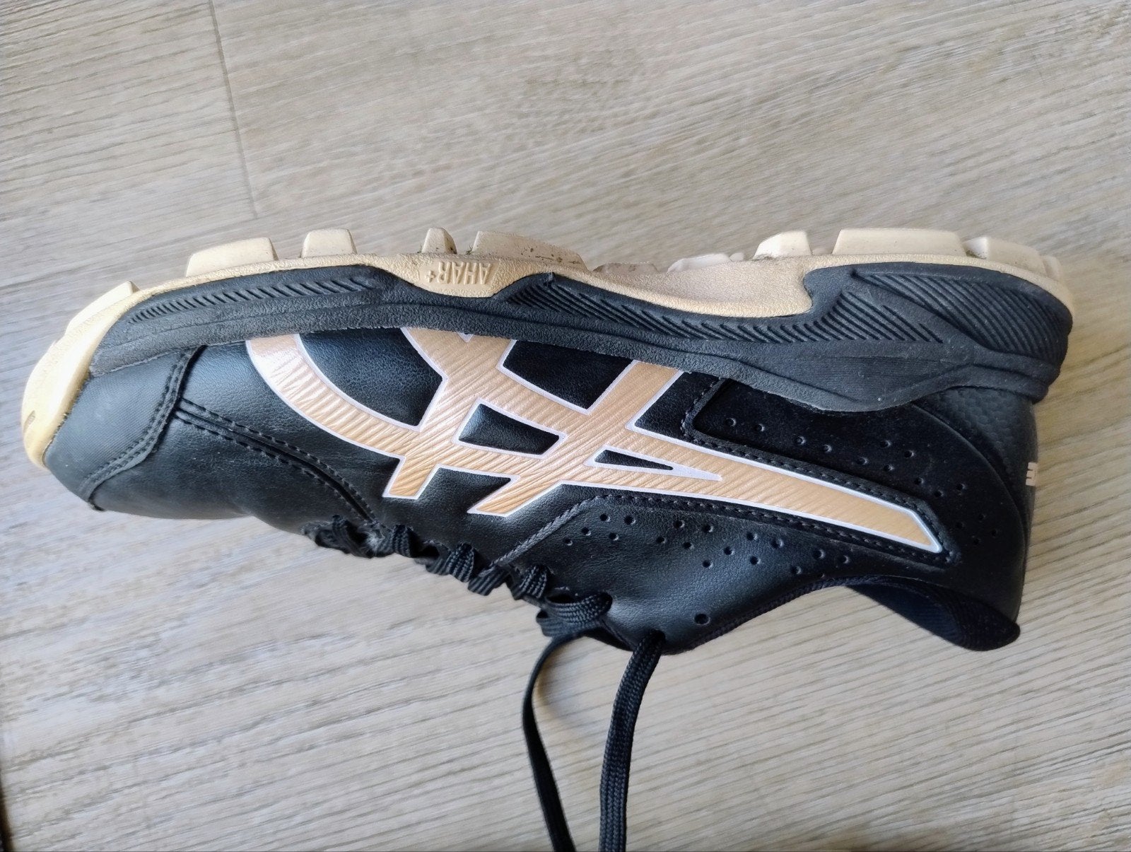 Asics Gel Peake sportschoenen - maat 37,5, Ophalen, Gedragen, Asics, Sportschoenen