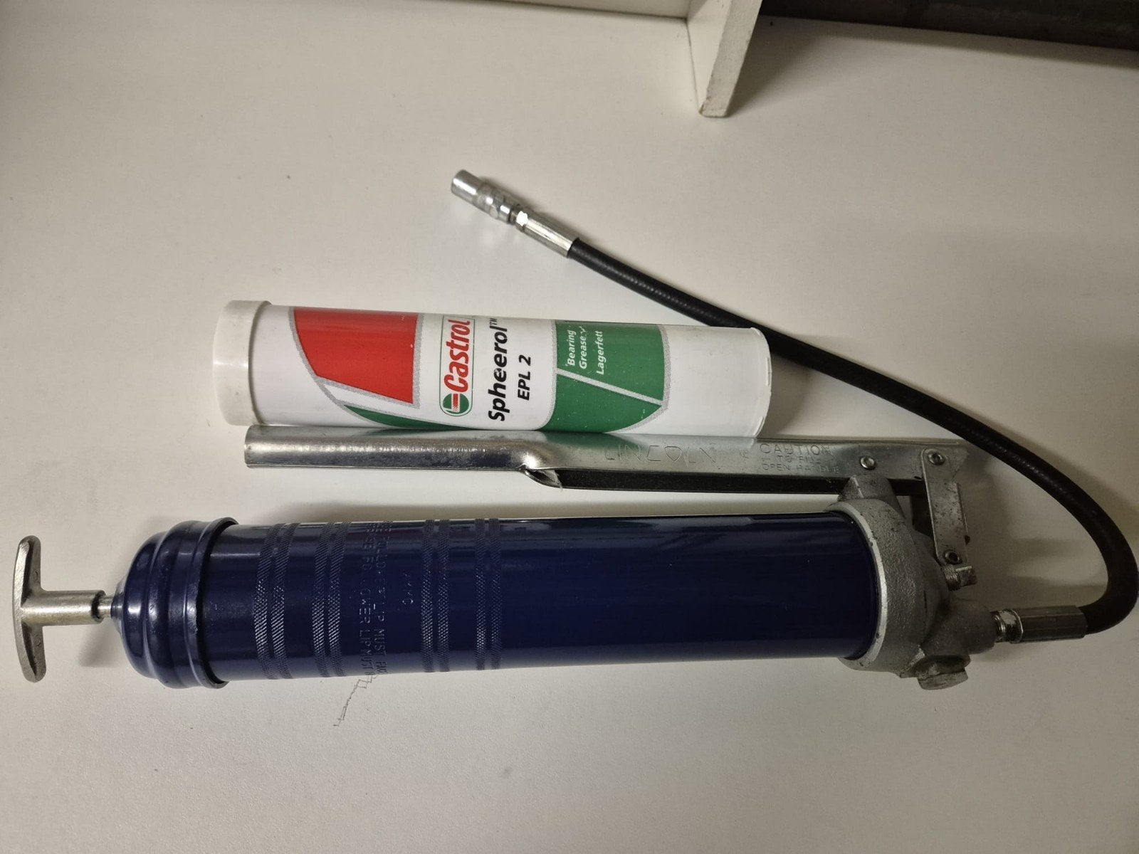 Nieuwe Vetspuit met Castrol Spherol EPL 2 Vet, Ophalen of Verzenden, Nieuw