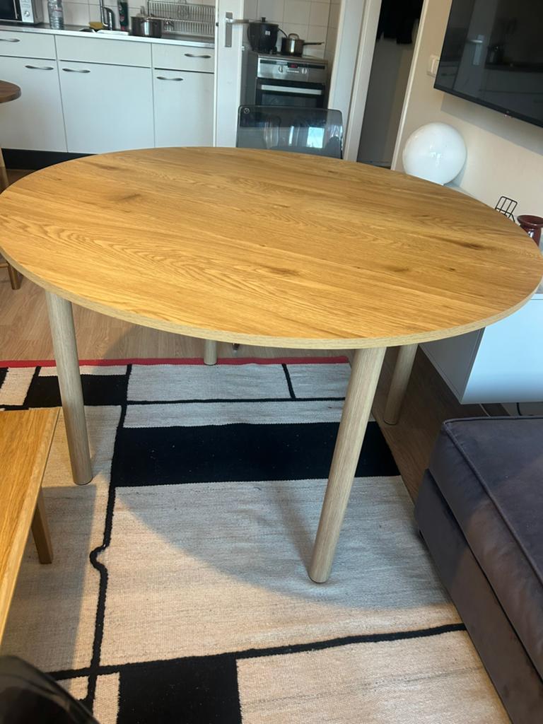 Ronde tafel alsted jysk 120 cm eikenfineer, Huis en Inrichting, Tafels | Eettafels, Ophalen, 100 tot 150 cm, Rond, Zo goed als nieuw
