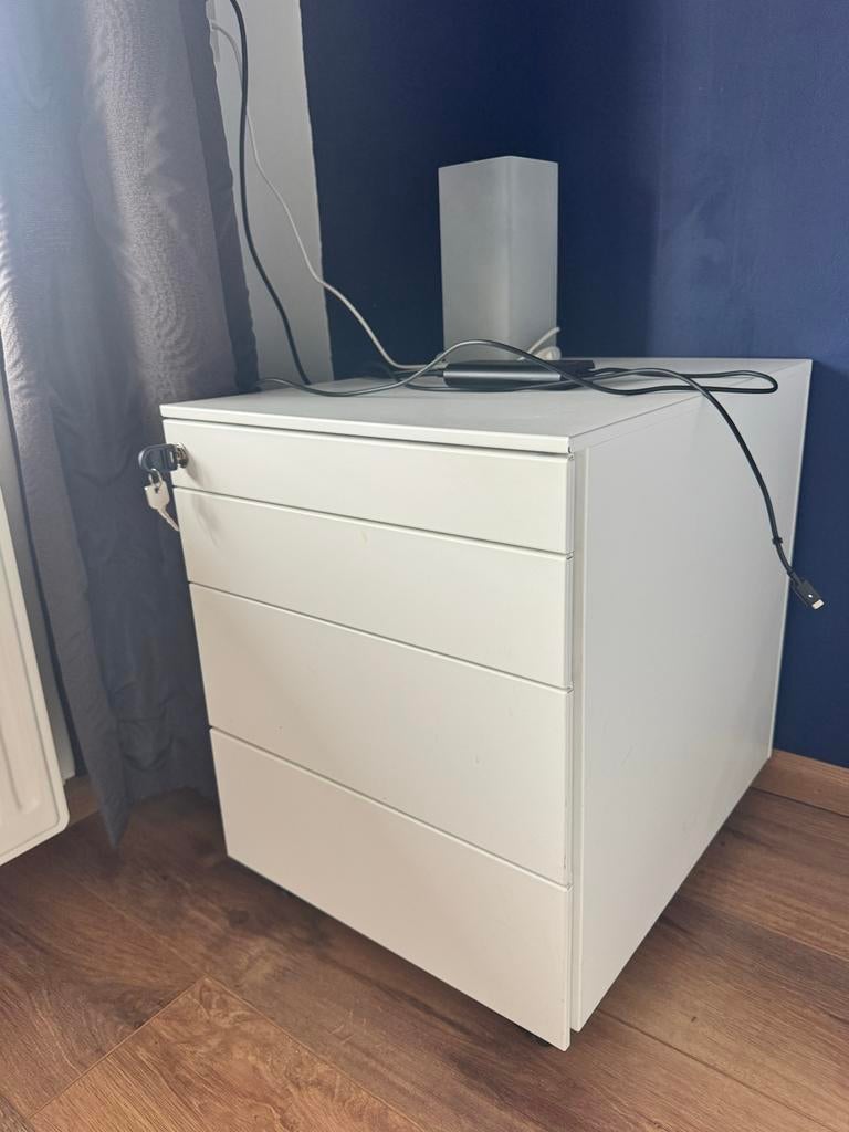 Ladenkast op wielen, Ophalen, Minder dan 50 cm, Gebruikt, 3 of 4 laden