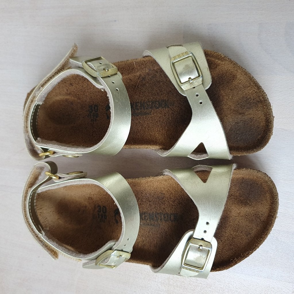 Sandalen maat 30, Birkenstock kleur 'goud', Gebruikt, Meisje, Overige typen, Ophalen of Verzenden