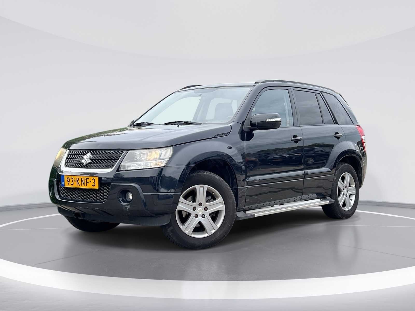 Suzuki Grand Vitara 2.4 Exclusive | 93-KNF-3, Auto's, Automaat, Gebruikt, 4 cilinders, Grand Vitara