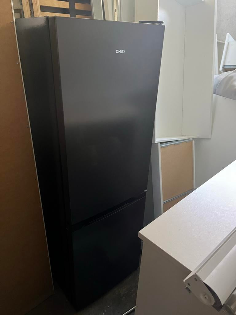 Chiq koelkast 140cm, Ophalen, 200 liter of meer, Zo goed als nieuw, 140 tot 160 cm
