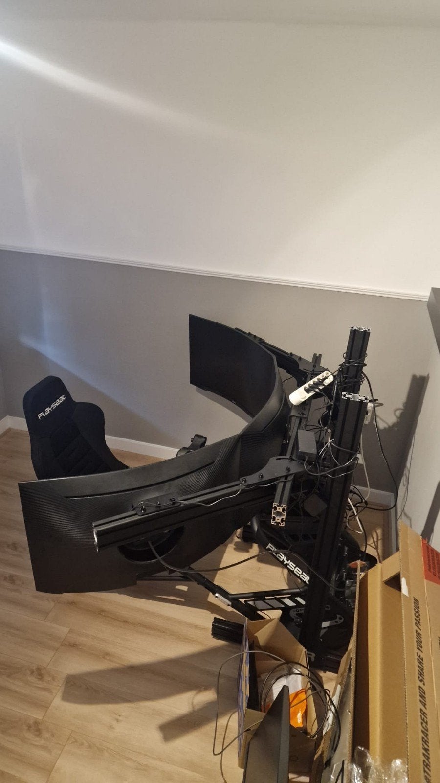 Foto 4 van Sim rig + Playseat trophy + Fanatec McLaren GT3 bundel