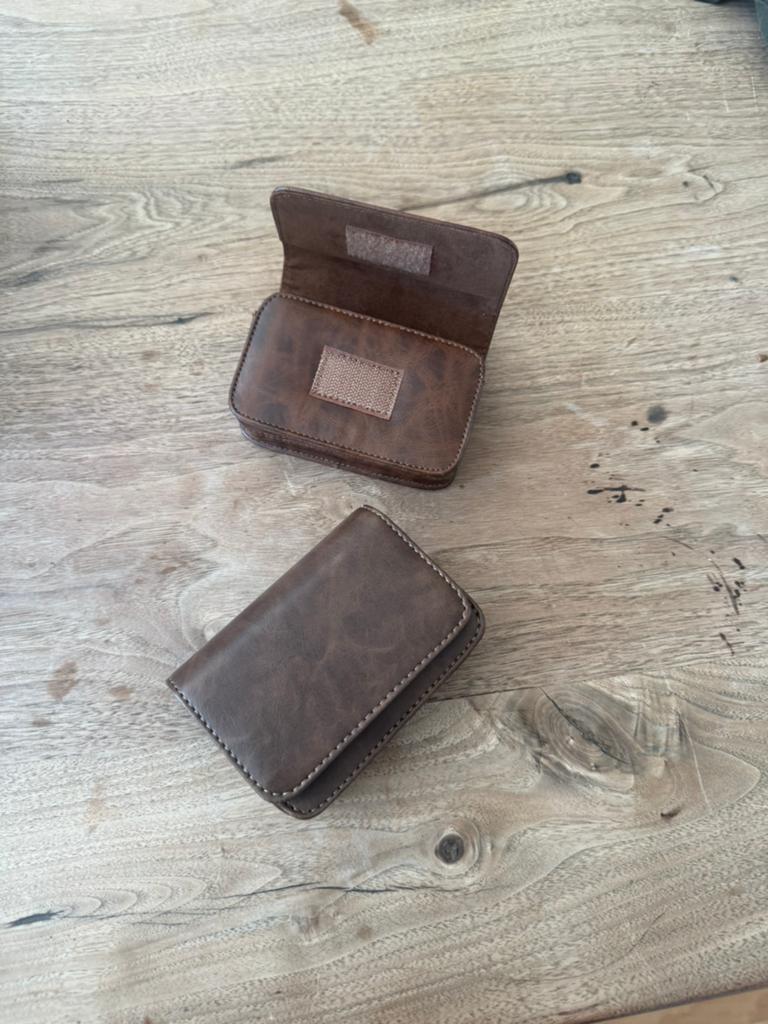 Defensie? Leer, zat bij partij pouches, Sieraden, Tassen en Uiterlijk, Portemonnees, Ophalen of Verzenden, Zo goed als nieuw, Leer