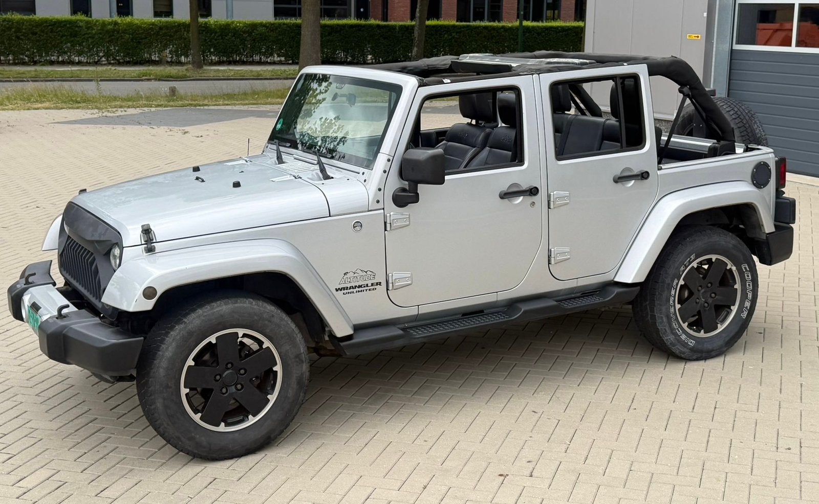 ‼️JEEP WRANGLER JK 3.6 V6 284PK SAHARA BJ2012, Auto's, Jeep, Automaat, Euro 5, Zwart, 2000 kg