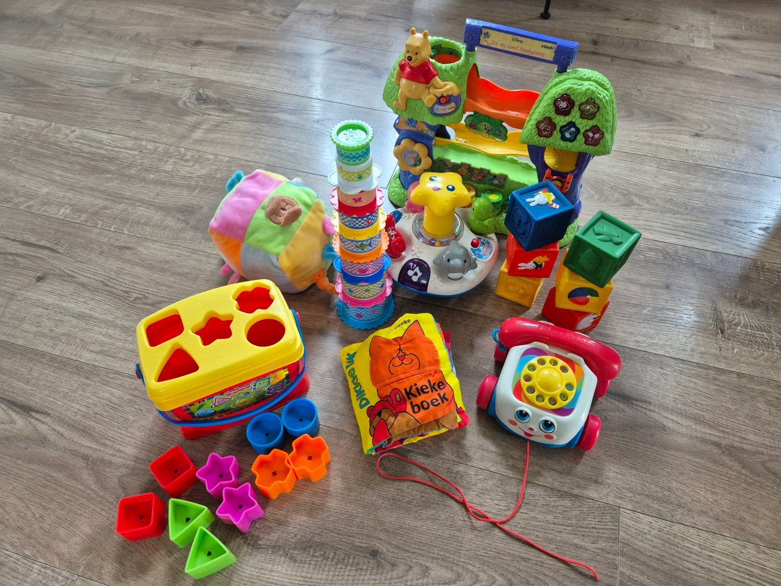 Groot baby speelgoed pakket: knisperboekje, blokken, etc., Kinderen en Baby's, Speelgoed | Babyspeelgoed, Ophalen, Gebruikt, Overige typen