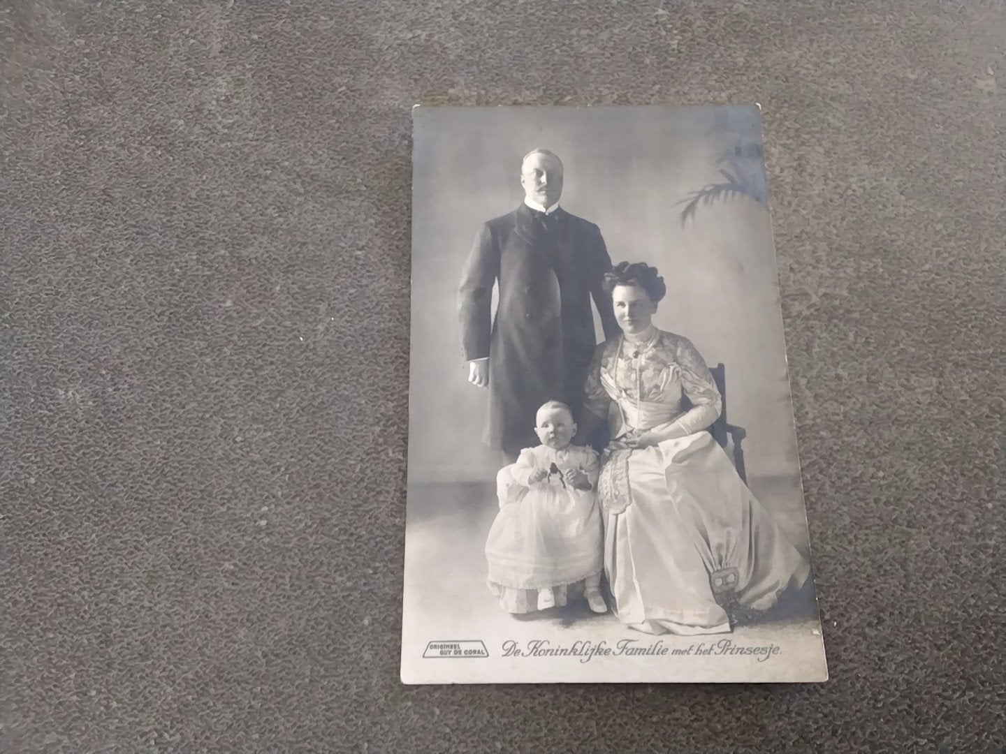 Fotokaart Koninklijke Familie met prinsesje jr 1902 zie acht, Verzamelen, Gebruikt, Foto, Ophalen of Verzenden, Voor 1940