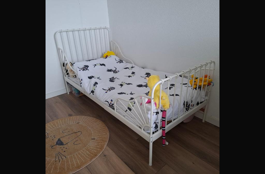 Peuter mee groei bed, Kinderen en Baby's, Kinderkamer | Bedden, 70 tot 85 cm, Zo goed als nieuw, 180 cm of meer, Ophalen