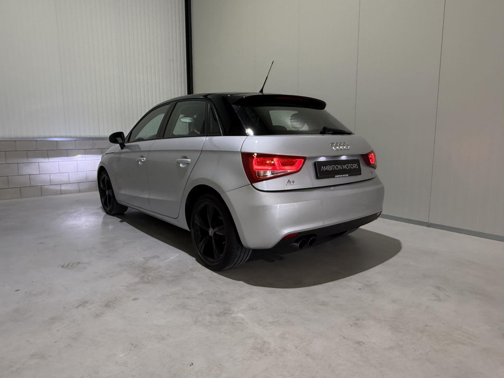 Audi A1 Sportback 1.4 TFSI Ambition Pro Line Business Navi/C, Auto's, Audi, Euro 5, Stof, Zwart, 4 cilinders