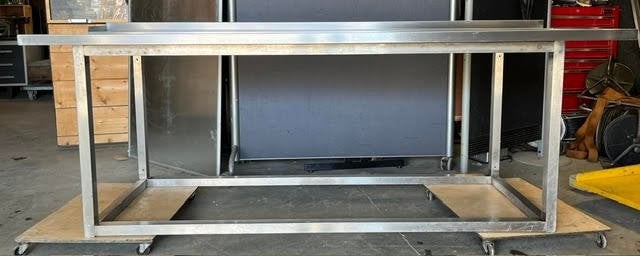 RVS spoeltafel met spoelbak en professionele voorspoeldouche, Huis en Inrichting, Ophalen, Gebruikt, 50 tot 100 cm, Minder dan 100 cm