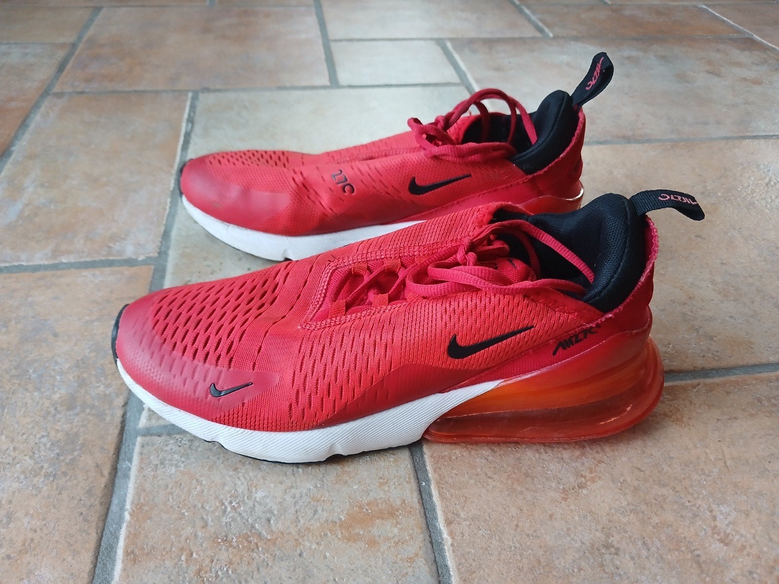 Nike air max 270 bright crimson sneakers maat 43, Nike air max, Overige kleuren, Ophalen of Verzenden, Sneakers of Gympen