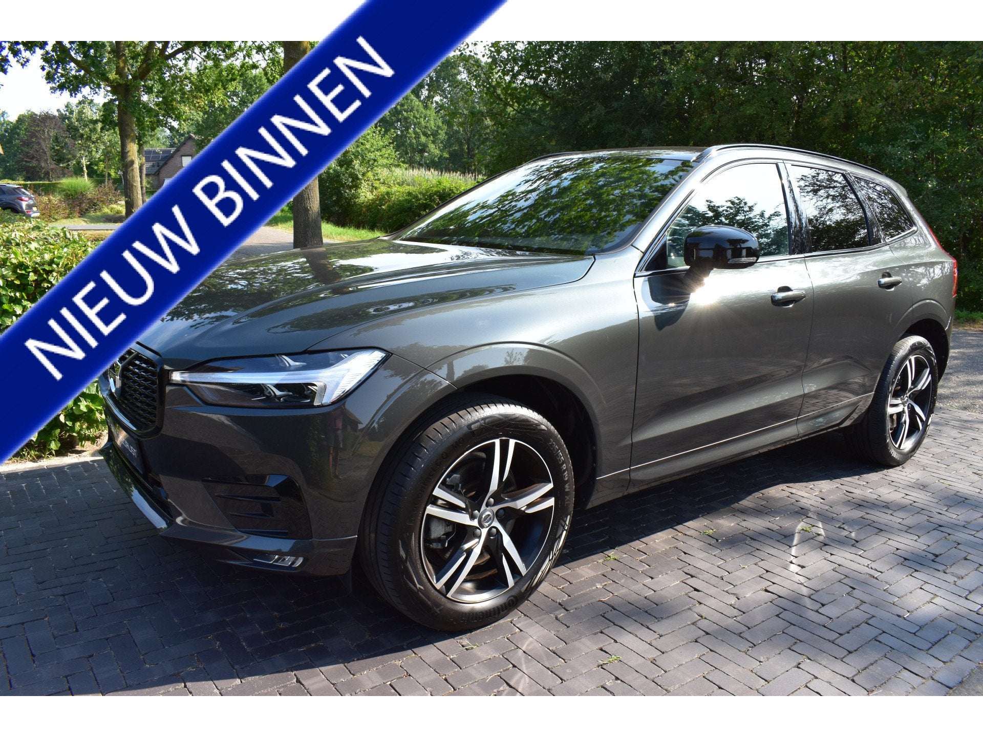 Volvo XC60 2.0 B4 R-Design 197PK PANO NIEUWSTAAT! (bj 2021), Auto's, Volvo, Gebruikt, 4 cilinders, Bedrijf, XC60