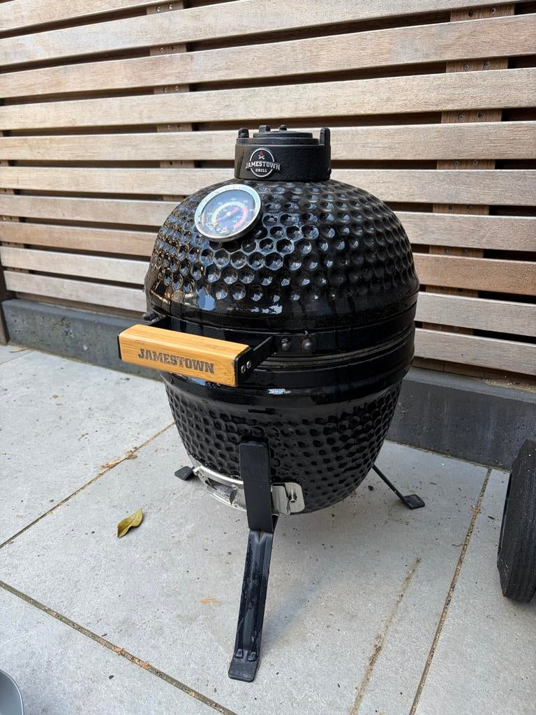 Jamestown Kleine Kamado BBQ - Compact en Krachtig, Ophalen, Gebruikt