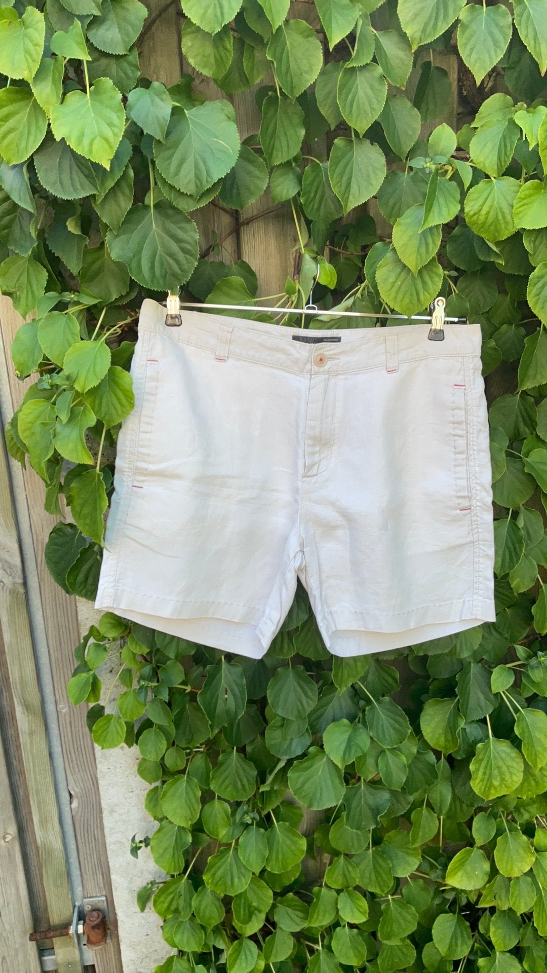 Zara korte broek! Maat 31, Ophalen of Verzenden, Zo goed als nieuw, Beige