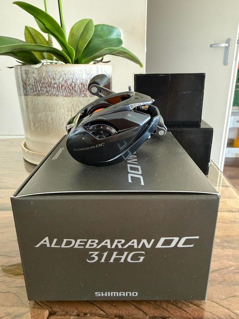 Shimano Aldebaran DC 31HG (2025) – Nieuwstaat, Watersport en Boten, Ophalen of Verzenden, Zo goed als nieuw, Molen