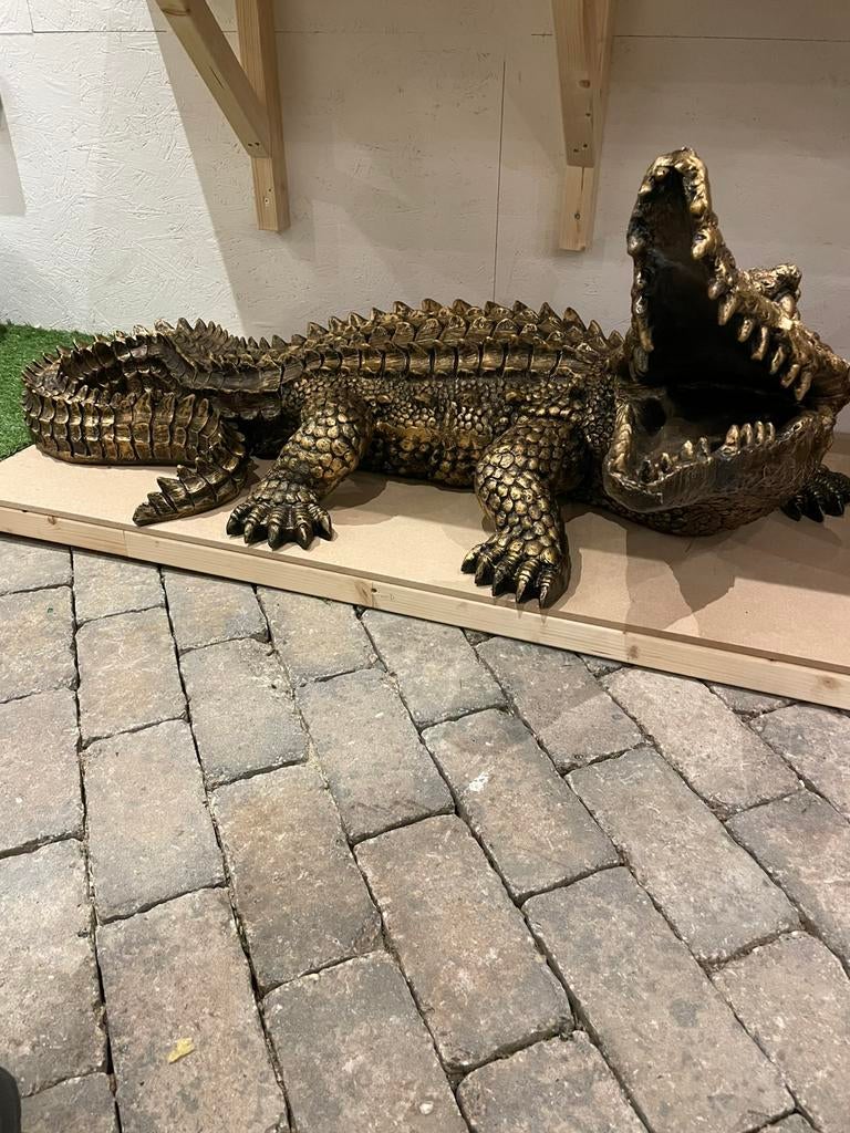 Krokodil antiekgoud brons beeld tuin huis vijver zwembad, Ophalen, Nieuw, Kunststof, Dierenbeeld