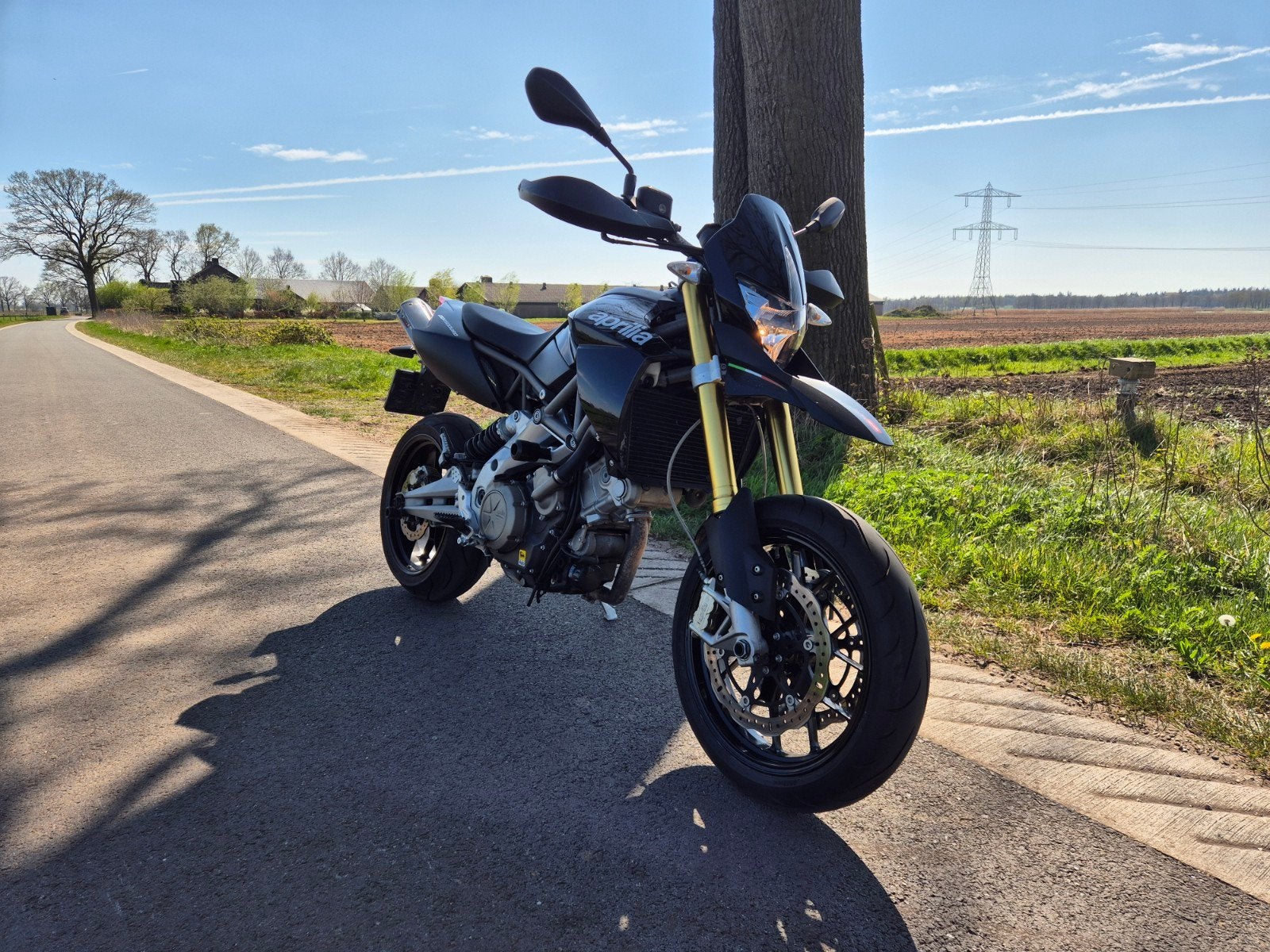 Aprilia Dorsoduro 750 - Mivv uitlaat, 750 cc, 2 cilinders, Sportuitlaat, Occasion