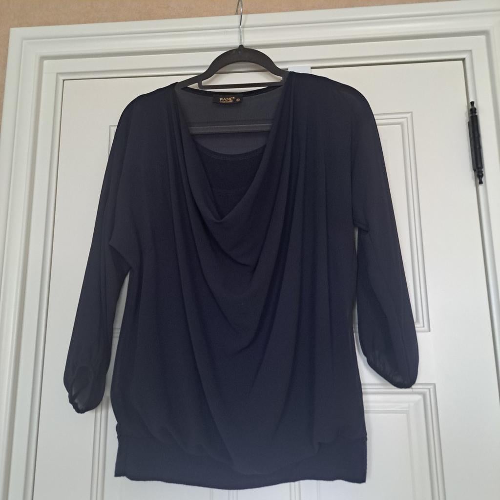 donker blauwe voiile shirt/blouse mt M, Maat 38/40 (M), Fame, Blauw, Ophalen of Verzenden
