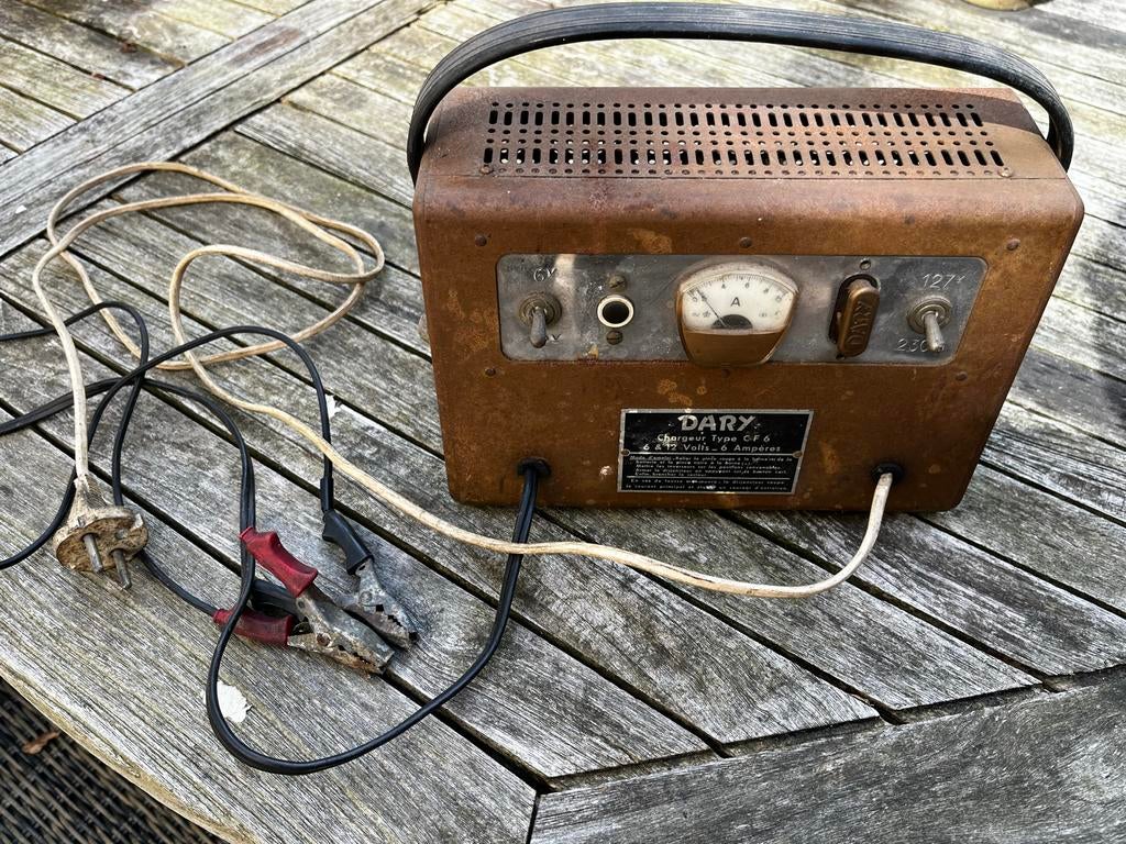 Vintage DARY Acculader CF 6 (6 & 12 Volt, 6 Ampère), Ophalen, Gebruikt, Universele onderdelen