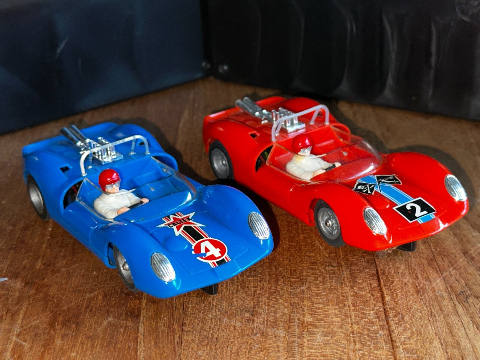 2 Vintage Fleischmann Slotcars 3210 Ford Lotus 40 Racebaan, Kinderen en Baby's, Speelgoed | Racebanen, Ophalen, Racebaan, Fleischmann