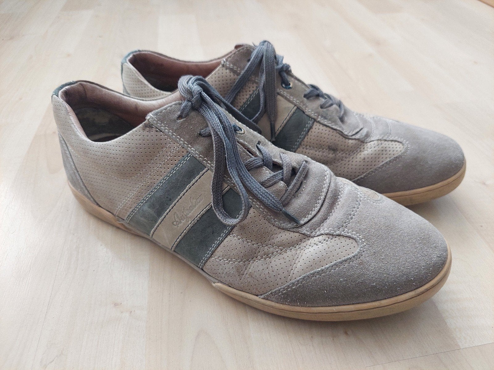 Australian sneakers 44, Kleding | Heren, Ophalen of Verzenden, Overige kleuren